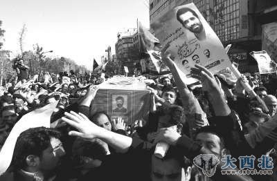 伊朗核科学家罗尚的葬礼