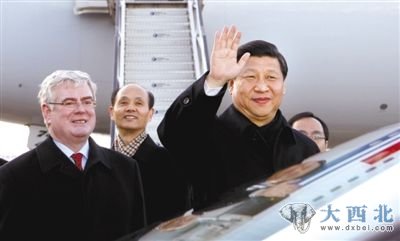 2月18日，国家副主席习近平抵达爱尔兰进行正式访问。新华社记者 兰红光 摄