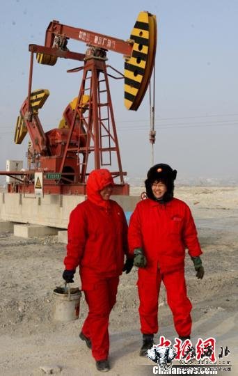 新疆克拉玛依油田60年累计生产原油超过3亿吨