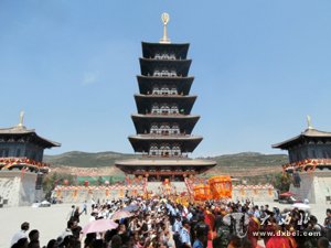 泾川大云寺迎请安奉1964年出土佛祖舍利