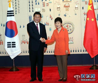 国家主席习近平在首尔同韩国总统朴槿惠举行会谈